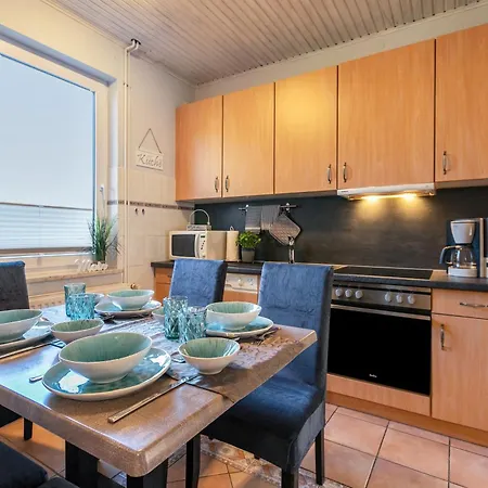 Daire Von Osten Burg (Dithmarschen)